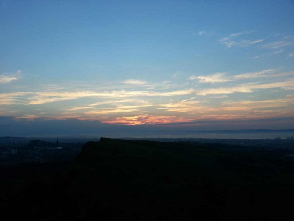 Edinburgh sunset from top of hill near Pollock Halls 
